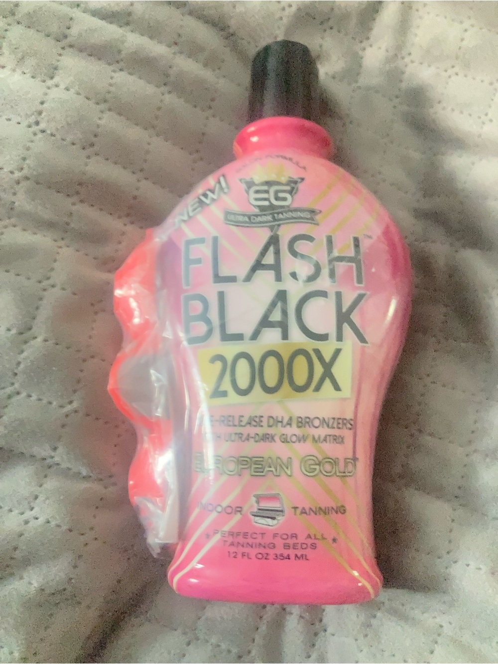 Flash Black 2000X Bronzer European Gold Indoor Tanning Lotion WITH GLASSES 12oz